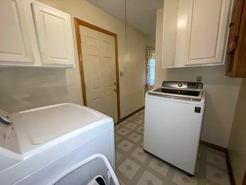 3208 Biscayne Rd, Mchenry, IL 60050 photo 8