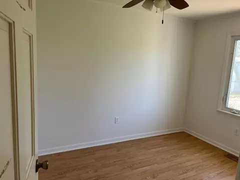 Bedroom - 813 S Chestnut St, Delavan, IL 61734 photo 3 of 4