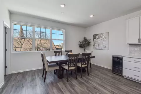 Dining - 3319 Trillium Cir, Rolling Meadows, IL 60008 photo 1 of 1