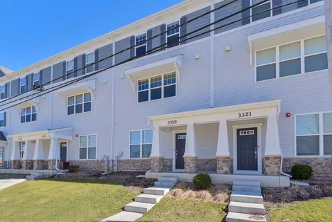 3319 Trillium Cir, Rolling Meadows, IL 60008