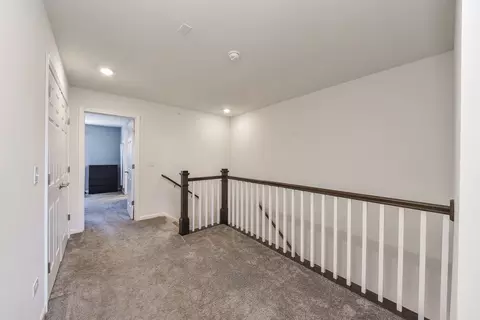 Entry Way - 3319 Trillium Cir, Rolling Meadows, IL 60008 photo 2 of 2