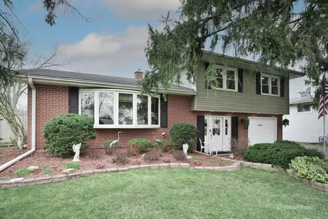 464 Tennyson Rd, Bartlett, IL 60103