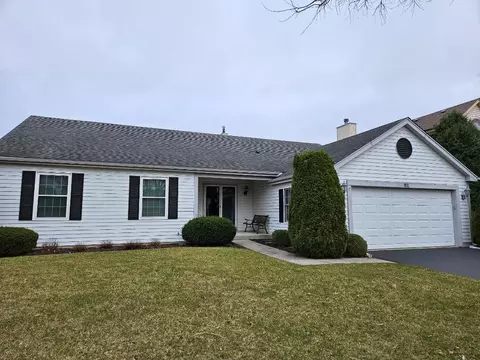 811 Southwick Dr, Algonquin, IL 60102