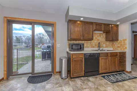601 N Main St #3N, Normal, IL 61761 photo 16