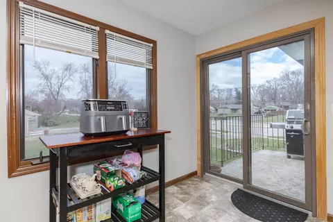 601 N Main St #3N, Normal, IL 61761 photo 17