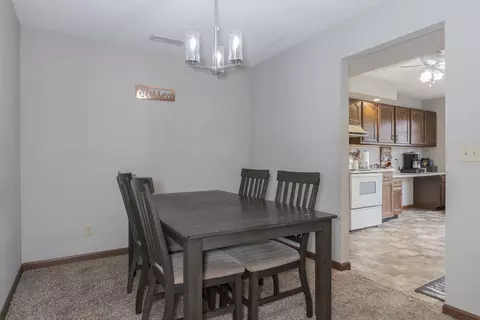 601 N Main St #3N, Normal, IL 61761 photo 11