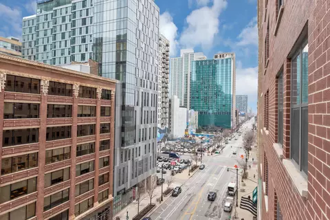 View/Area - 41 E 8th St #802, Chicago, IL 60605 photo 1 of 1