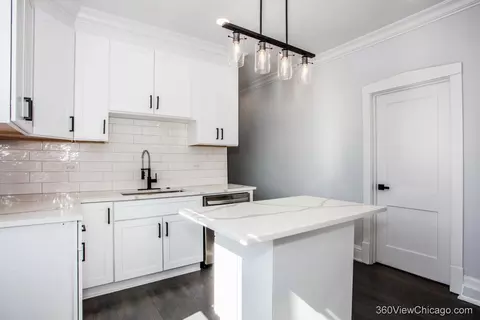 Kitchen - 4141 Konrad Ave, Lyons, IL 60534 photo 4 of 7