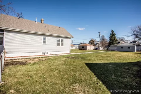 Exterior - 4141 Konrad Ave, Lyons, IL 60534 photo 5 of 11