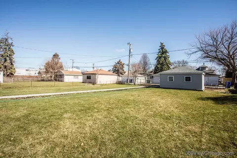 Exterior - 4141 Konrad Ave, Lyons, IL 60534 photo 8 of 11