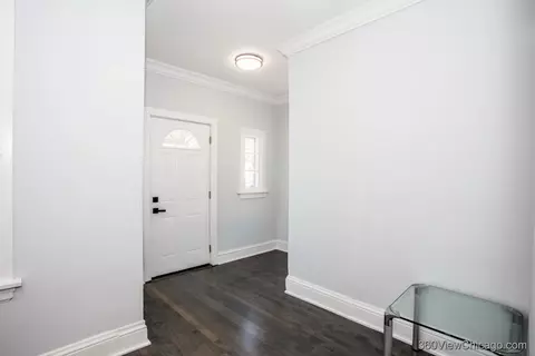 Entry Way - 4141 Konrad Ave, Lyons, IL 60534 photo 1 of 2
