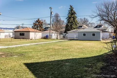 Exterior - 4141 Konrad Ave, Lyons, IL 60534 photo 6 of 11