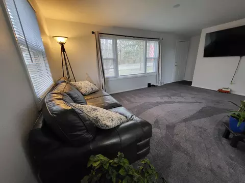 Living - 19810 Bauman Rd, Marengo, IL 60152 photo 1 of 2