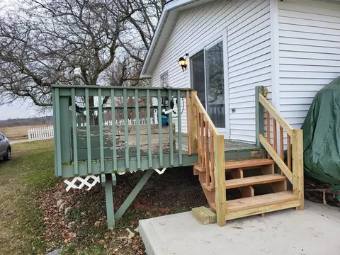 Exterior - 19810 Bauman Rd, Marengo, IL 60152 photo 7 of 14