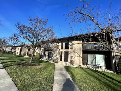 1000 Holbrook Rd #C, Homewood, IL 60430