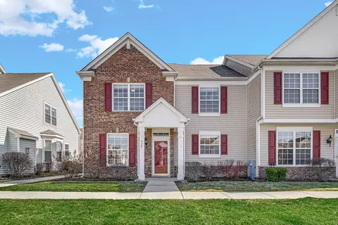 538 Cannon Ball Dr, Grayslake, IL 60030