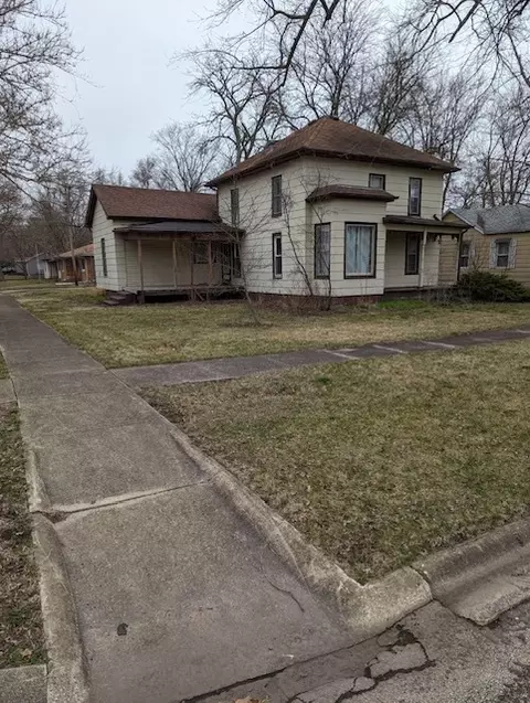 403 N Beech St, Forrest, IL 61741