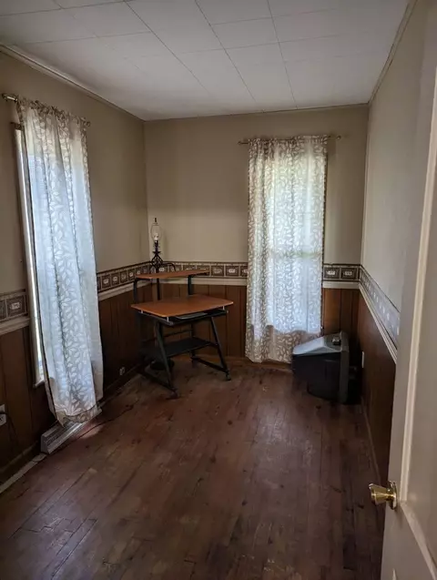 403 N Beech St, Forrest, IL 61741 photo 9