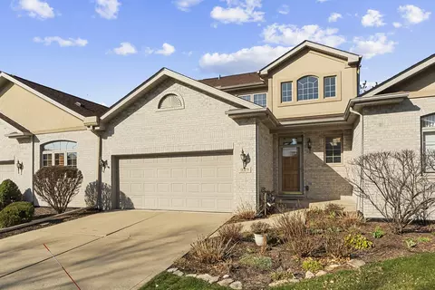9319 Raven Pl, Tinley Park, IL 60487