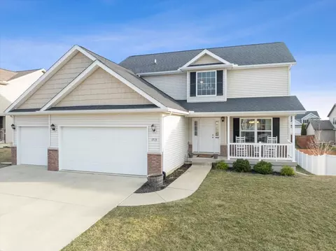 1713 Coralstone Way, Normal, IL 61761