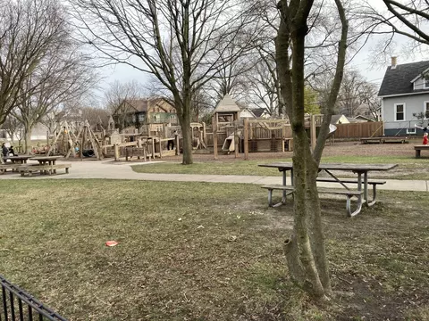 1333 Dewey Ave, Evanston, IL 60201 photo 23