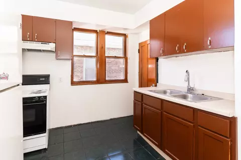 Kitchen - 5836 W Wrightwood Ave, Chicago, IL 60639 photo 1 of 5