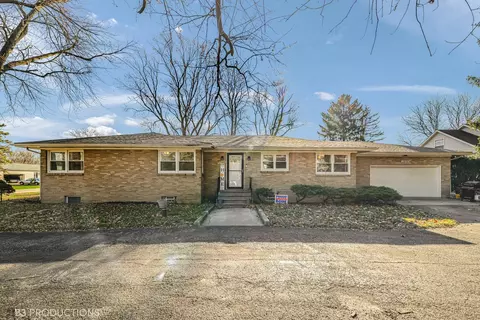 2800 Ardith St, Joliet, IL 60435
