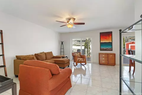 1520 Hassell Rd, Hoffman Estates, IL 60169 photo 11