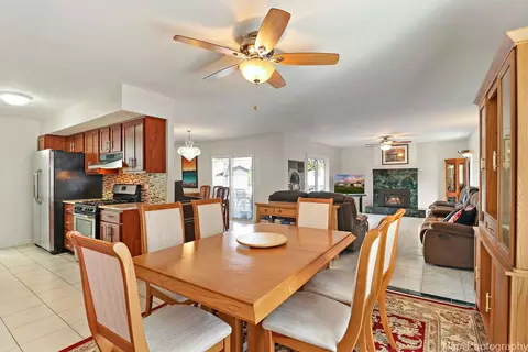 1520 Hassell Rd, Hoffman Estates, IL 60169 photo 18