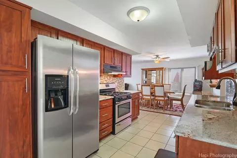 1520 Hassell Rd, Hoffman Estates, IL 60169 photo 15