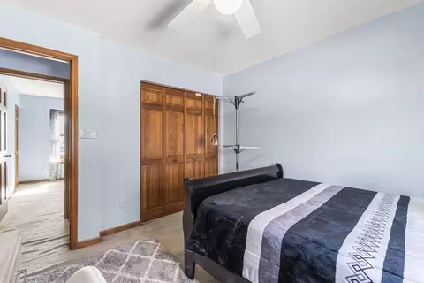 Bedroom - 965 Westgate Dr, Aurora, IL 60506 photo 3 of 9