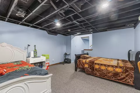 Bedroom - 965 Westgate Dr, Aurora, IL 60506 photo 9 of 9