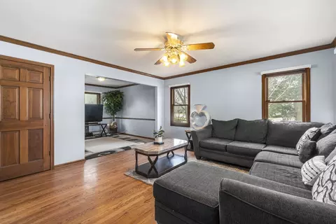 Living - 965 Westgate Dr, Aurora, IL 60506 photo 2 of 2