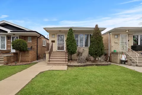 7051 W 63rd Pl, Chicago, IL 60638