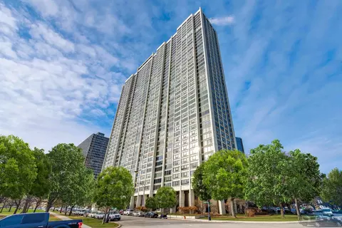 2800 N Lake Shore Dr #1504, Chicago, IL 60657