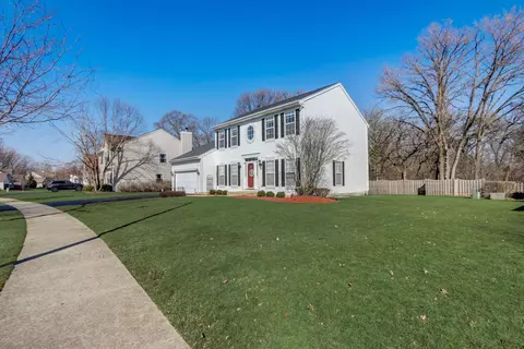 333 Deerpath Ct, Wauconda, IL 60084 photo 2
