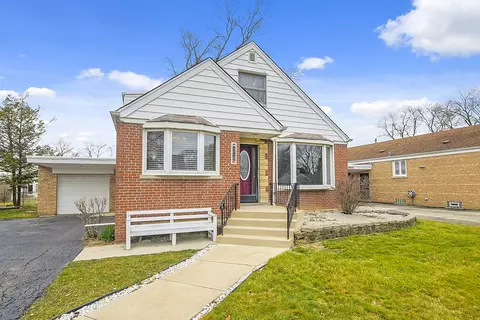 4038 W Stillwell Pl, Oak Lawn, IL 60453