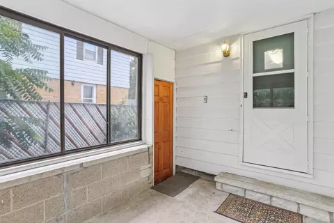 Exterior - 402 S James St, Champaign, IL 61821 photo 4 of 7