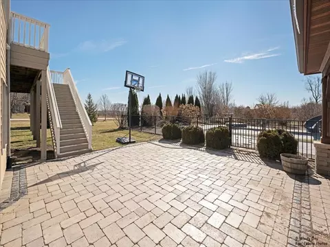 Exterior - 40 W655 Quiet Ter, Elgin, IL 60124 photo 9 of 13