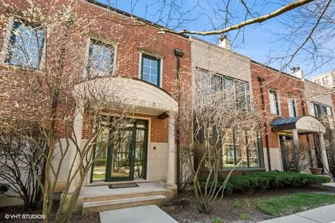 1437 S Prairie Ave #C, Chicago, IL 60605