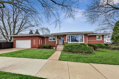 10301 S Kolin Ave, Oak Lawn, IL 60453
