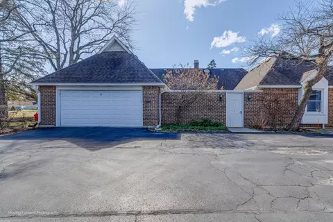 1 Old Saybrook On Auburn, Rolling Meadows, IL 60008