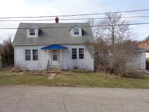 3613 Brierhill Dr, Island Lake, IL 60042