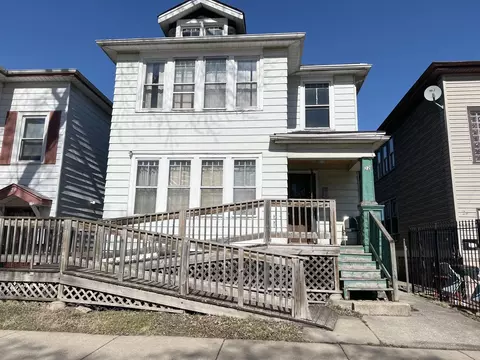 22 E 101st Pl, Chicago, IL 60628