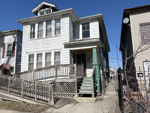 Exterior - 22 E 101st Pl, Chicago, IL 60628 photo 2 of 6