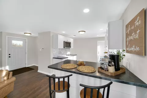 Kitchen - 2414 Waldron Rd, Kankakee, IL 60901 photo 5 of 5