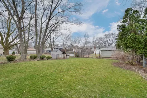 Exterior - 1208 Coolidge Ave, Wheaton, IL 60189 photo 5 of 5