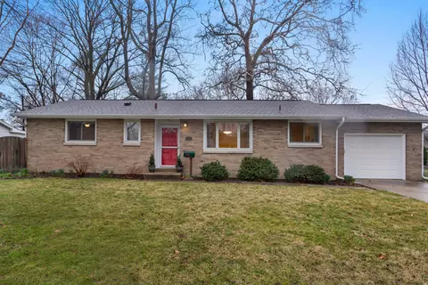 1409 S Grove St, Urbana, IL 61801