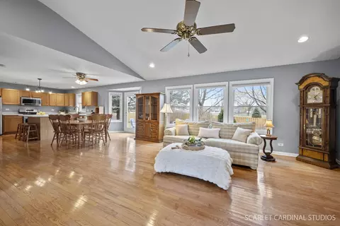 Living - 2890 Coastal Dr, Aurora, IL 60503 photo 1 of 1