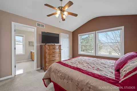 Bedroom - 2890 Coastal Dr, Aurora, IL 60503 photo 3 of 4